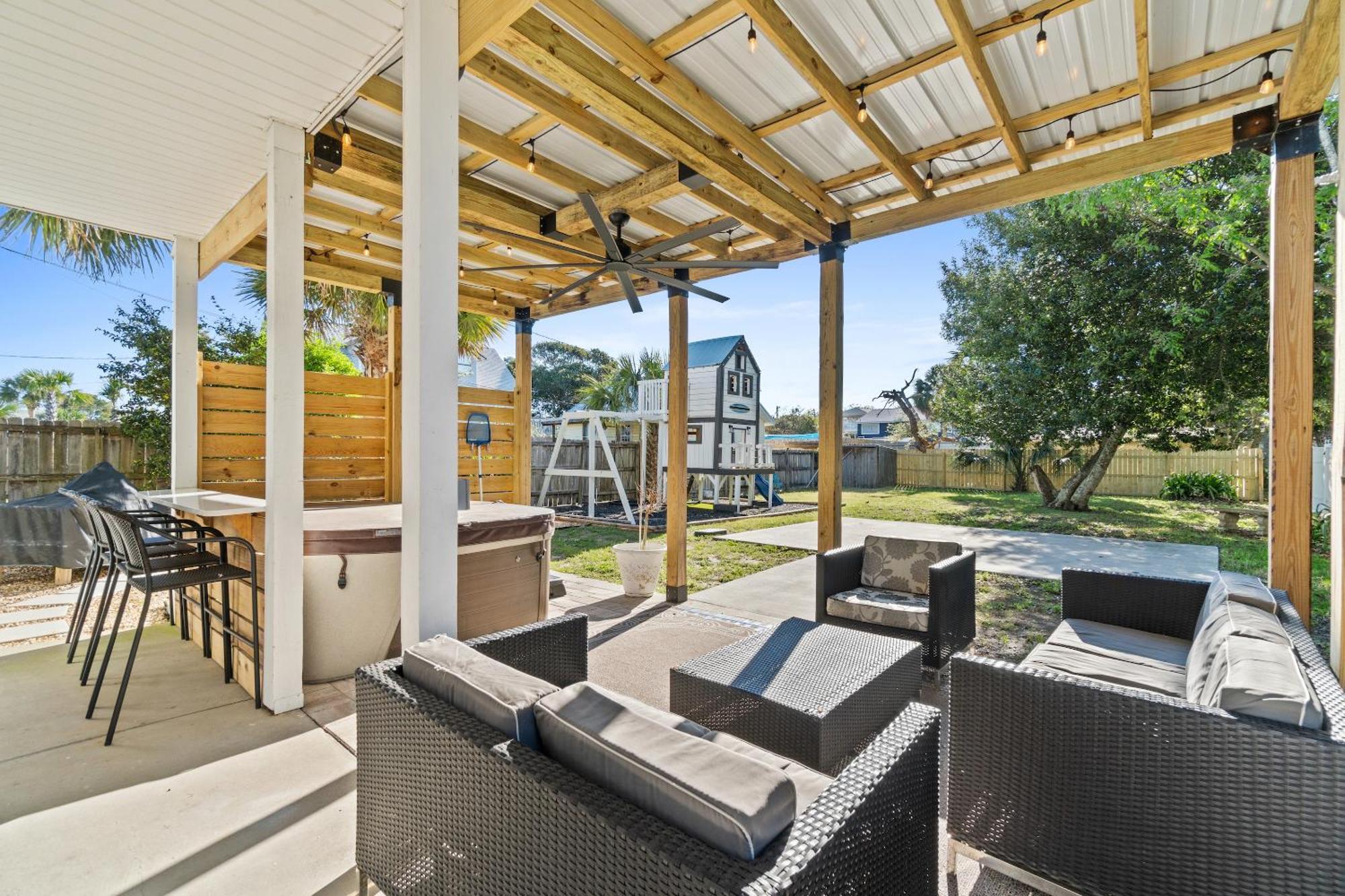 House - The Sandcastle By Panhandle Getaways Holiday home *